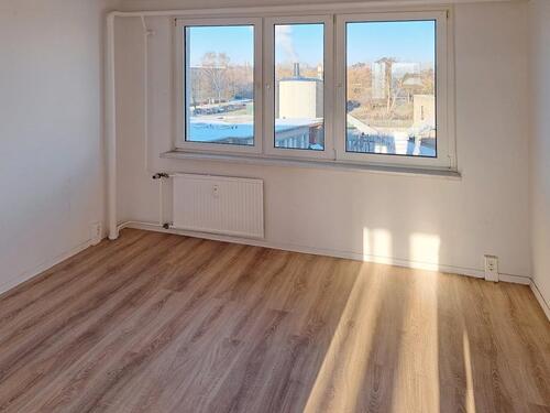 Foto - 3-Zimmer-Wohnung mit Balkon in bahnhofs- und naturnaher Lage!