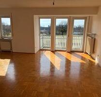 Charmante 3-Zimmer-Wohnung mit Balkon - Deggendorf