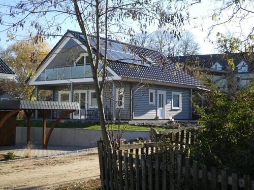 Foto - Wohnblockhaus mit Wasserblick - 320.000,00 EUR Kaufpreis,