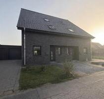 Doppelhaushälfte mit 4 Zimmern und großem Garten in Oeding zu vermieten - Südlohn