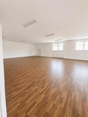 Foto - Moderne 208 m² Gewerbehalle Studiofläche in Pulheim-Brauweiler