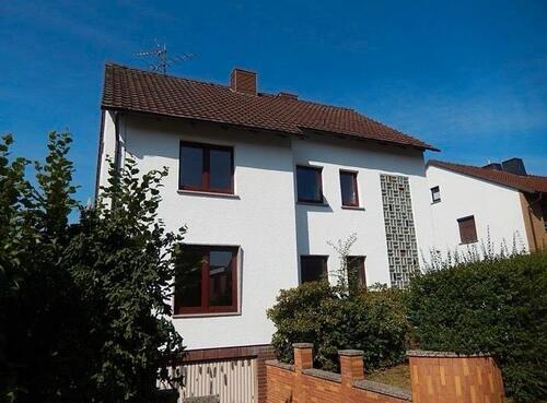 Foto - Einfamilienhaus zu Vermieten - 750,00 EUR Kaltmiete,