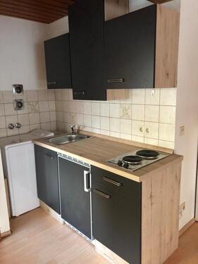 Foto - 1 Zimmer Wohnung mit eigener Hauseingangstür Stadtnah 2 min