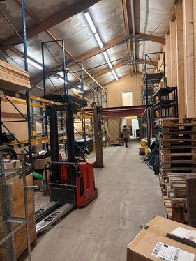 Foto - Beheizte Halle Lager in Wörrstadt ab 100qm zu vermieten Büro