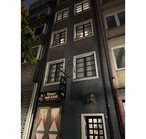 Sehr zentrale 2-Zimmer-Wohnung (75 qm) zur UNTERMIETE - Köln Sehr zentrale 2-Zimmer-Wohnung (75 qm) zur UNTERMIETE - Köln