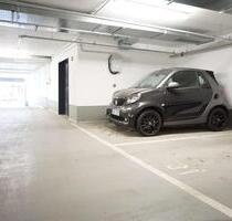 Kurzer Smart-Tiefgaragenstellplatz mit Ladestation in der Bleibtreustraße 25 nahe Kudamm - Berlin Charlottenburg-Wilmersdorf
