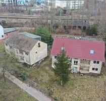 2 Mehrfamilienhäuser mit großem Grundstück in Bitterfeld-Wolfen ✅