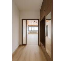 Frisch sanierte 3-Zimmer (90 m²) mit Balkon und TG Stellplatz - Eggenstein-Leopoldshafen