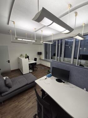 Foto - Günstiges möbliertes 4er Büro Vollausgestattetes Office