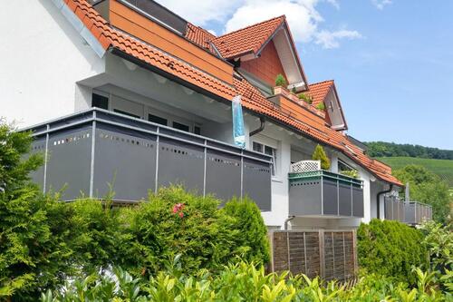 Foto - Gepflegte 2-Zimmer-Wohnung mit Balkon, Garage und moderner Einbau