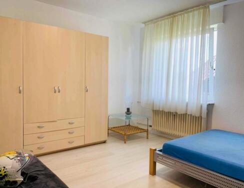 Foto - Ruheoase mit Garten und Weinbergen. 18 m² All Inklusiv WG Zimmer