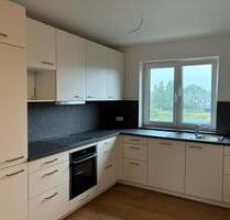 Erstbezug Heide: 3 Zimmer, ca. 84 m², offene Küche, Balkon