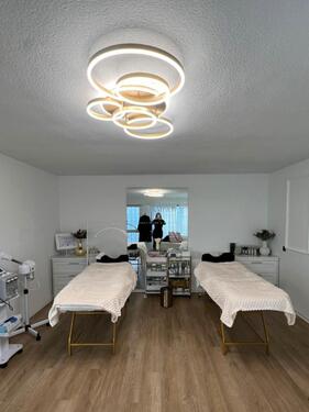 Foto - Kosmetiksalon - 450,00 EUR Kaltmiete,