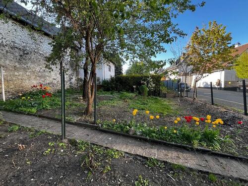 Foto - Garten an alter Stadtmauer – Mengerskirchen 