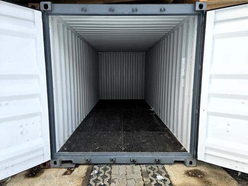 Foto - Stellplatz Garage Lager f Oldtimer Anhänger Motorrad z vermieten