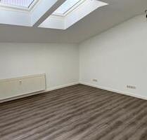 Vermiete ab 1.01.2026 Neu gemalerte 2-Raumw. im Zentrum von Röbel - Röbel/Müritz