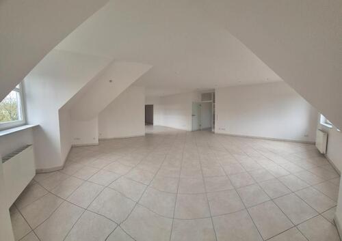 Foto - 4 Zimmer Dachgeschoßwohnung zur Miete in Oldenburg