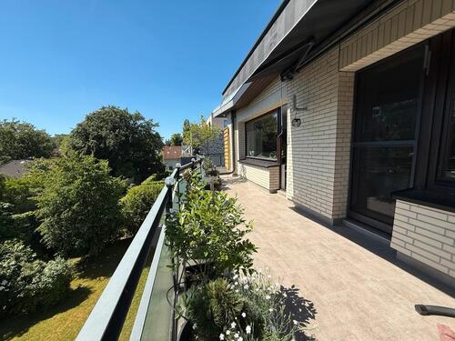 Foto - Vollsaniertes Penthouse mit 100qm Dachterrassen in Oldenfelde