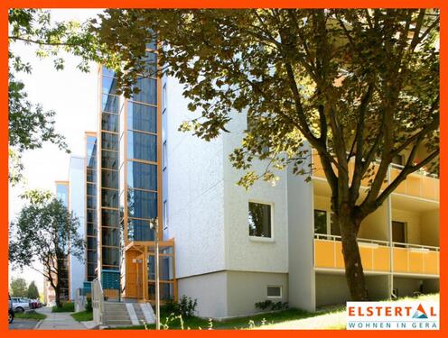 Foto - Einziehen und Wohlfühlen! 2-Raum-Wohnung mit Aufzug Balkon mit Weitblick Küche mit Fenster!