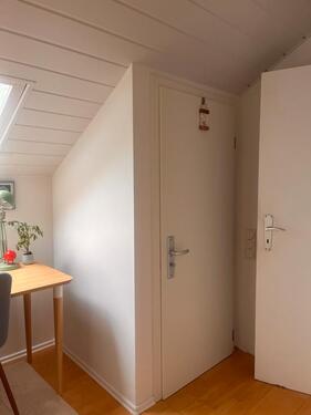 Foto - 3 Zimmer Dachgeschoßwohnung in Bruchköbel