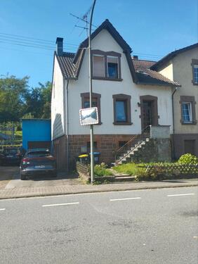 Foto - Haus zu Vermieten - 750,00 EUR Kaltmiete,