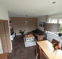 Schöne 3-Zimmer-Wohnung mit Terrasse und Garten - Papenburg
