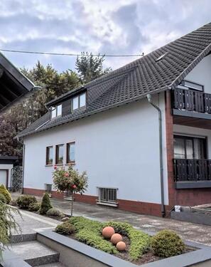 Foto - 10 Zimmer Mehrfamilienhaus, Wohnhaus zum Kaufen in Saarwellingen