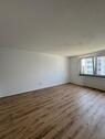 Foto - Frisch Renovierte 2-Zimmer Wohnung mit Stellplatz zu vermieten.