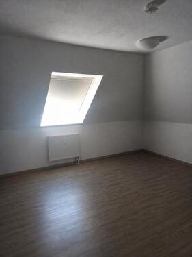 Foto - 1 Zimmer Dachgeschoßwohnung zur Miete in Heide