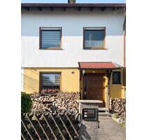 RMH in Puchheim-Ort, 4 Schlafz., EBK, Solar, Holzofen & Garage