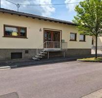 Einfamilienhaus in Heusweiler mit großem Grundstück - Saarbrücken Malstatt