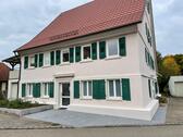 Foto - Liebevoll saniertes Mehrfamilienhaus mit großem Garten
