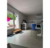 Hochwertig möbliertes Design-Apartment mit Terrasse in Paderborn