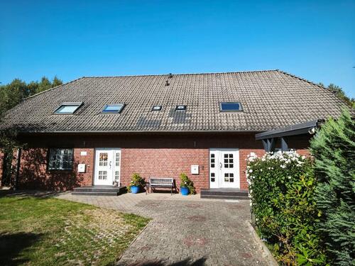 Foto - Gepflegtes Doppelhaus mit Einliegerwohnung - Provisionsfrei !