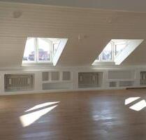 Emmendingen schöne helle Dachwohnung