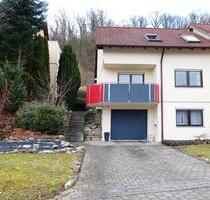 Charmante Doppelhaushälfte in Südhanglage von Braunsbach