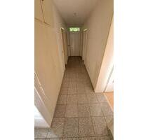 Helle 70m² Wohnung mit Südloggia gelegen im 1.OG Links - Krefeld Benrad