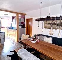 Schicke 4,5 Zimmer Maisonettewohnung im Herzen von Wendelstein