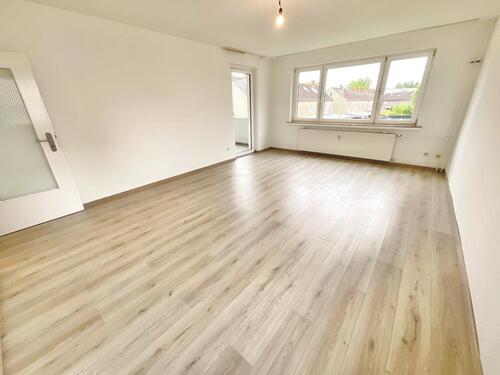 Foto - Große 4 Zimmerwohnung frisch für Sie renoviert