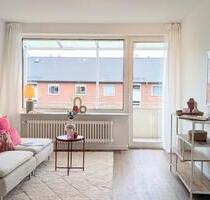 Frisch renoviert - 2-Zimmer, Balkon, Garage - Schwarzenbek