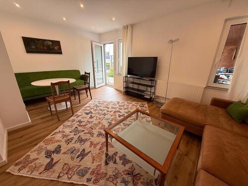 Foto - 2 Zi - Wohnung - saniert - möbliert - Bad+ EBK modern