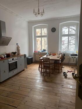 Foto - WG Zimmer mit alleinerziehender Mama für FrauenMütter