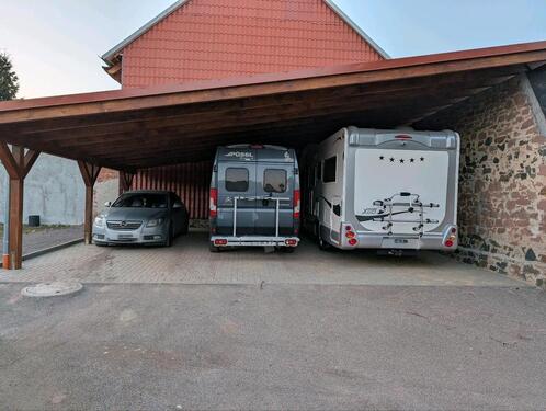 Foto - Carport-Stellplatz für Wohnmobil Wohnwagen Boot Transporter