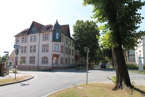 Foto - Großzügige 3-Raum-Wohnung zur Eigenrenovierung
