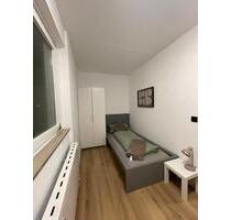 WG-Neugründung nach Sanierung 1 WG Zimmer in 3er WG mit Aufzug - Nürnberg Eberhardshof