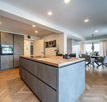 Wunderschöne 3-Zi-Wohnung mit Dachterrasse, Stellplatz & Ausblick - Mosbach