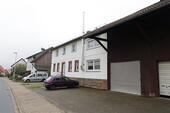Foto - Provisionsfrei: Zweifamilienhaus mit 742m2 Grundstück– Rohdiamant