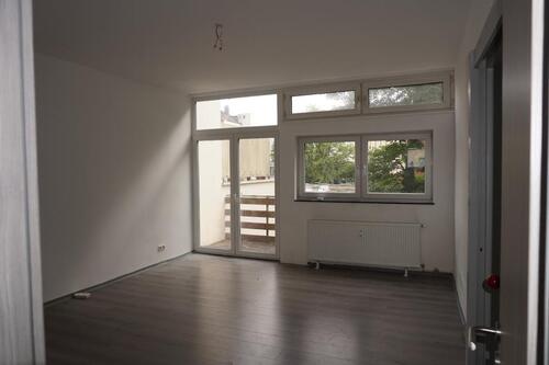 Foto - Biete eine Erdgeschosswohnung 100qm *5Zimmer*FischertalBarmen*