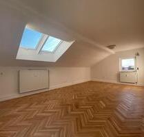 Wohnung 2. Stock (Dachgeschoss) 69qm - renoviert in 2025 - Illertissen