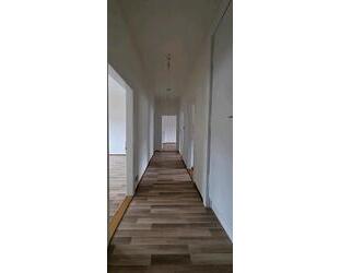 4-Zimmer 100m2 Baden-Baden - 1.250,00&nbsp;EUR Kaltmiete, ca.&nbsp; 100,00&nbsp;m&sup2; in Baden-Baden (PLZ: 76532) Balg